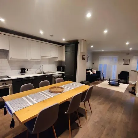 Faithlegg Mews * 沃特福德